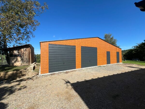 garazblaszany14x6drewnopodobnyrivetstal